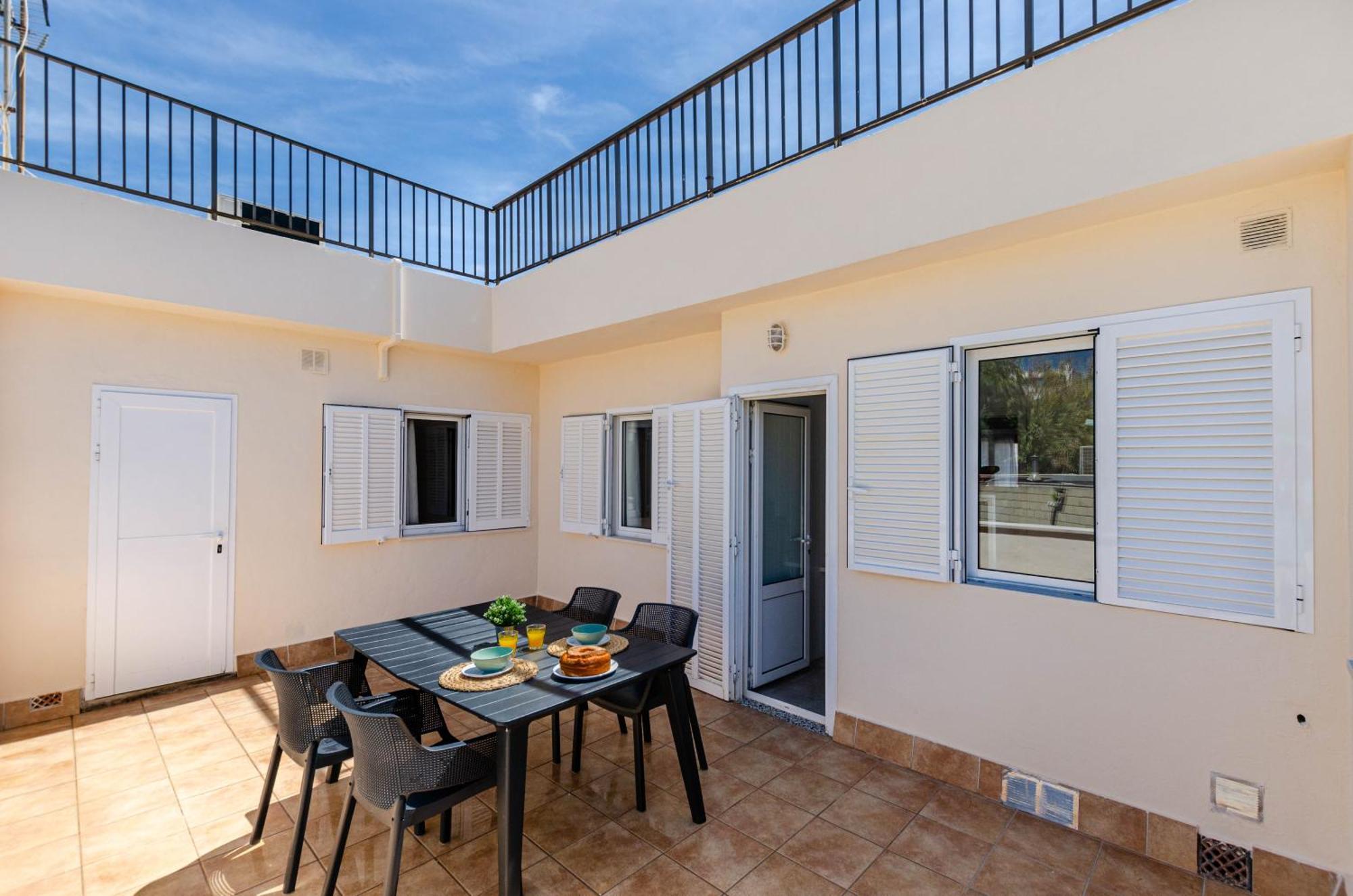 Port Apartments Пуерто де ла Аркудия Екстериор снимка
